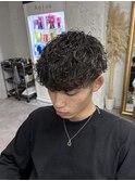 波巻きスパイラルパーマメンズマッシュパーマツイストパーマ