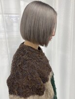 ルノン(LUNON) イメチェンヘアスタイルホワイトブロンド外ハネボブ美髪のススメ