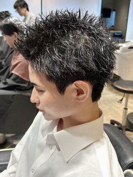 エイトメン 池袋店(EIGHT MEN) 1番人気！刈り上げなしスパイキーショート