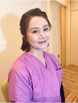 美容堂 キレイ目ハーフアップ、キレイ目メイク