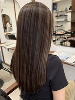 ルイ(ROUIS produced by LUCK 津田沼)&nbsp;ROUIS津田沼 コントラストハイライト 白髪ぼかし