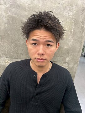 メンズサロン キング 心斎橋店(Men’s salon K!ng) 波巻きツイストスパイラルパーマ/フェザーパーマ/眉毛/メンズ