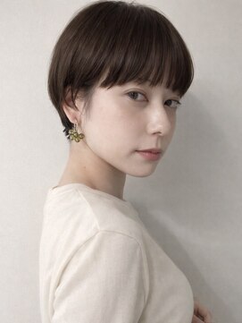 サーカス バイ ビュートリアム 青山(CIRCUS by BEAUTRIUM) 30代 マッシュショート ショート ショートカット 青山 小顔