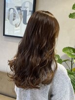 スリー(Three)&nbsp;【ベージュブラウン】