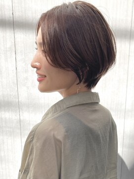 サーカス バイ ビュートリアム 青山(CIRCUS by BEAUTRIUM) ショートヘア　耳掛けショート　前髪あり前髪なし　ショートボブ