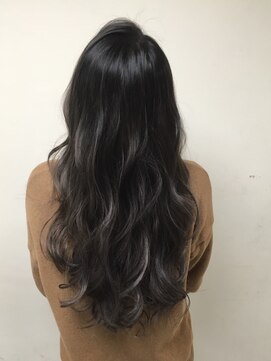 ラックスビー オオサカ  梅田茶屋町店(LUXBE OSAKA) 大人こっくりなグレイッシュカラーbyAKI 【LUXBE梅田茶屋町店】