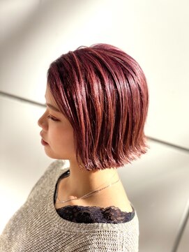 サロン ハリウッド(Salon Hollywood) カシスピンク