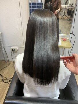 イオエ(ioe) 黒髪/ボブルフ/ネビージュ/小顔/ワンレン/髪質改善/グレージュ