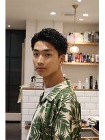 ヘアーズヨシオカ(HAIR'S YOSHIOKA) キメすぎず大人感UP スクエアショート