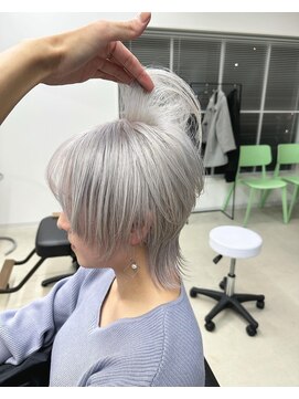 ケシキ(keshiki) ホワイトカラー×ショートウルフ