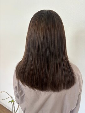 O 大人可愛い透明感立体感アッシュブラウン×エアストレート