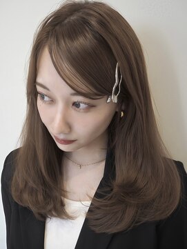 ノイ(noi) 顔周りレイヤーカットくびれヘアミルクティーベージュカラー