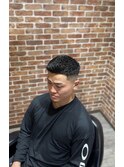 ＜理容室＞＜バーバー＞アイロンパーマフェードスタイル