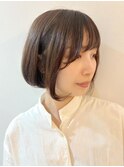 丸みと軽さが魅力の大人ナチュラルボブ