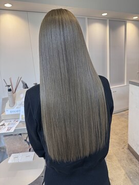 オリーブグレージュ/ロングヘア/髪質改善