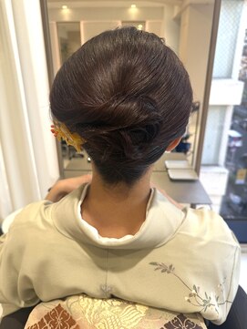 アンベリールフルー(EMBELLIR fleur) エレガント和装ヘア