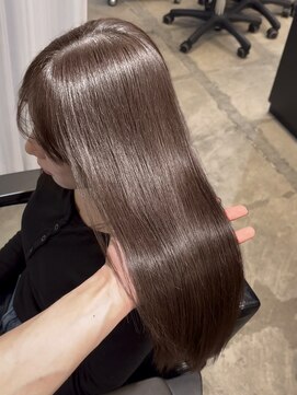 ベガ 福岡天神(VEGA) 柔らかく透ける王道ブラウン