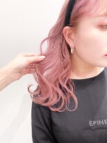 エンネ 新宿(enne) ピンクベージュ/ハイトーンピンク/肌色アップ/ミディアム