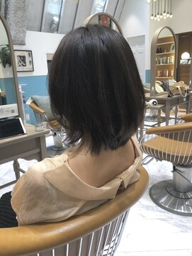 ロンド レグリーズ 立川(Lond leglise) 外ハネボブ/大人ボブ/似合わせカット/小顔〈深味信也〉