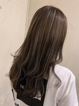 ヴォアソルヂェガーデン(Voasorte GARDEN) ☆Voasorte GARDEN☆大人ハイライトカラー☆