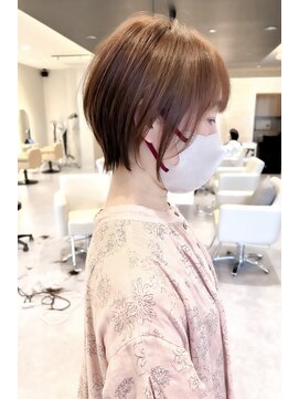 ヴィサージュタイム(VISAGE thyme) 【丸くならない方におススメ】乾かして丸くなるショート