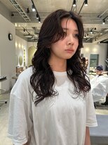 ローエ バイ デコ(Rohe by DECO)&nbsp;[伽羅]デジタルパーマでつくるコテ巻き風レイヤーパーマ