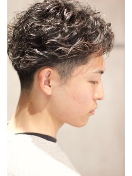 センターパートパーマ