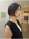 柔らかベージュのインナーボブ