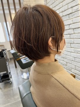 ジルチ ヘアー(Zilch hair) くせ毛を活かしたショートカット/脱縮毛矯正/白髪ぼかし