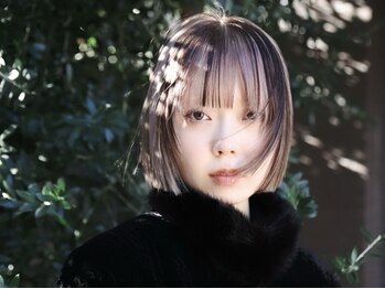 Carroll Gardens bococa 表参道 ブリーチカラー 