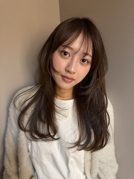 エイチバイシオミエイチ 神戸三宮(H by shiomi H) 韓国風レイヤー