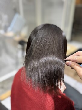 タミーズ 金山(Tummy's) 美髪改善ストレート