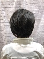 ミーティア バイ クアトロ(Meteor By QUATRO) 美フォルムなショートレイヤー