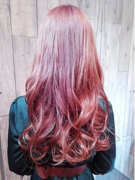 ヴィオラ 秋葉原(Viola) 透け感ストロベリーピンク＠OLAPLEXケアブリーチカラー