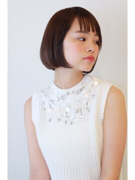 ラグゼ(Luxe) ツヤサラ美髪！シースルーバング×暗髪ボブ【Luxe高橋あや】