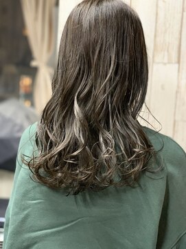 ジーキャトル(G-quatre) マットアッシュ