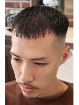 アクセプトザワールドバーバー(Accept the world barber) クロップ×スキンフェード