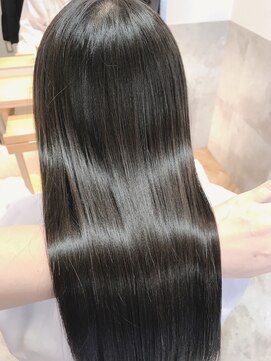 トゥーリ 藤崎店(tuuli) 艶髪ストレート