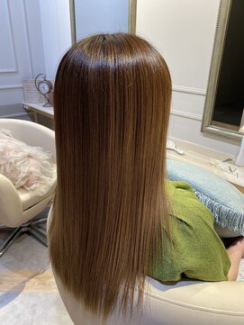 アンド ラ ブランシュ(&.La Blanche) うるつや髪/マロンベージュ/かき上げ/髪質改善大宮