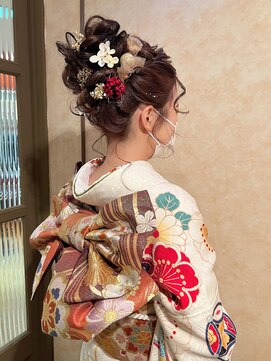 ムネ ラ モード ルジュール(MENER LA MODE re'jouir) 成人式ヘア