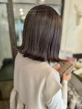 ニーニャ(NINa) 酸性ストレートとボブ