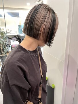 ケンジ ツルヤチョウ(KENJE tsuruyacho) ローライト/ミニボブ/ミルクティーベージュ/ダブルカラー/横浜