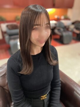 ナチュラル金山(NATURAL) セミロング外ハネ