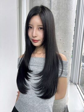 ボンドストーリーノヴァ(Bond Story nova) 女っぽ美人見せロングレイヤー