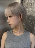 人気の大人ショートヘアでスタイリングも簡単に◎