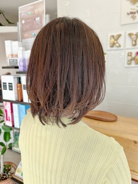 キュウヘアー(KYUU HAIR) 内巻き外ハネ両方楽しめるミディアムスタイル