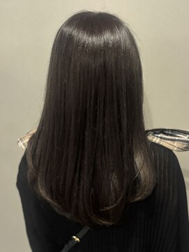 ダスク 武蔵小杉(dusk) 透明感のある暗めグレー