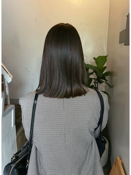 オリーブカラー