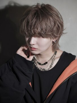 ミルクティーベージュ