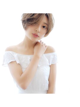 DAMANI 表参道 髪質改善/ヘッドスパ/ハイライト/白髪染め/白髪ぼかし/縮毛矯正 似合わせカット/ミディアムレイヤーカット[表参道駅]